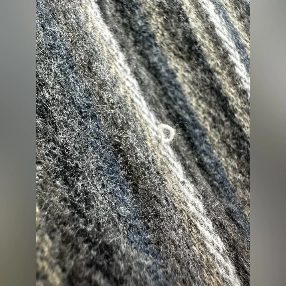 Cashmere Finished Made in Florence Italy Gray Striped Scarf